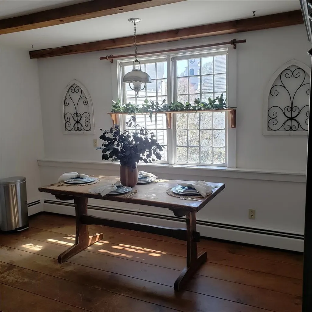 479 Main Street Chester VT 05143