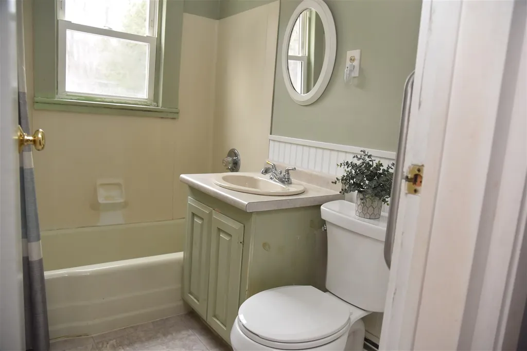 178 Province Street Laconia NH 03246