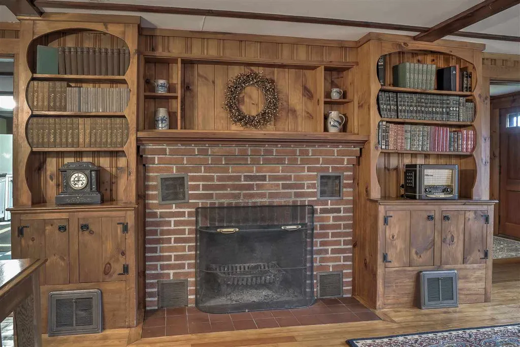 62 Christian Hill Road Swanzey NH 03446