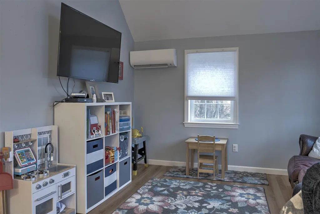 62 Christian Hill Road Swanzey NH 03446
