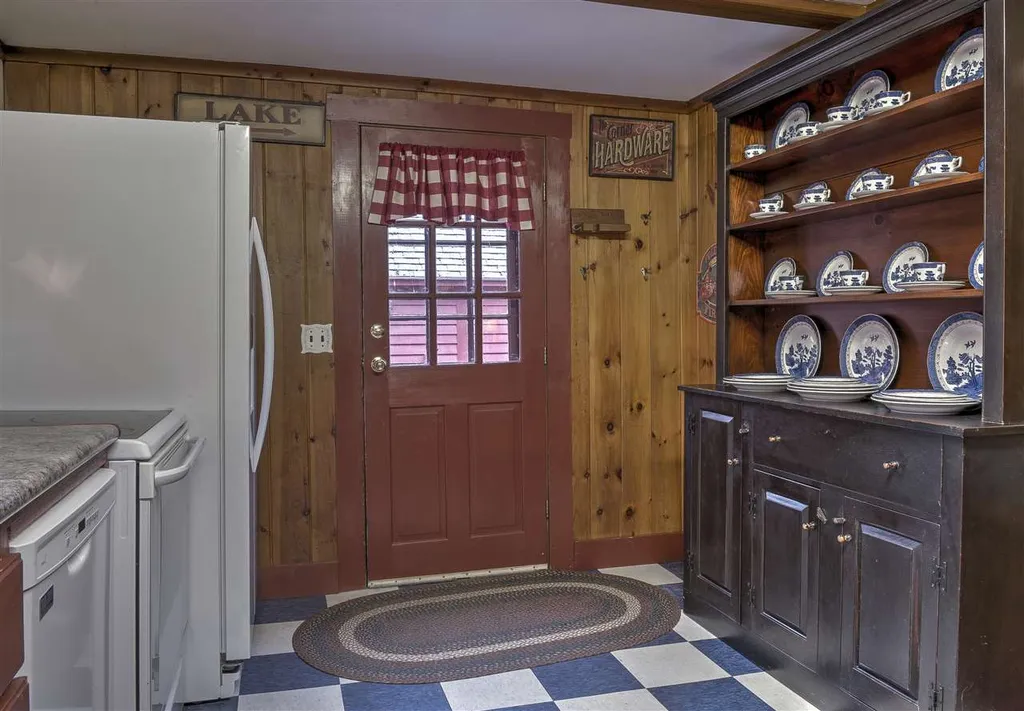 62 Christian Hill Road Swanzey NH 03446