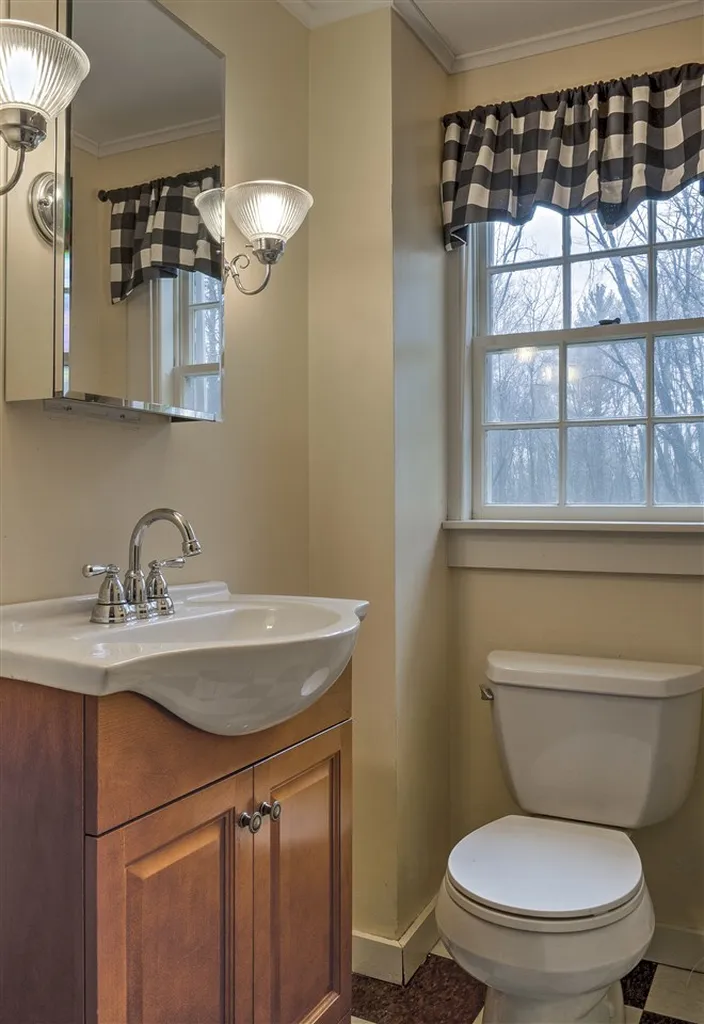 62 Christian Hill Road Swanzey NH 03446