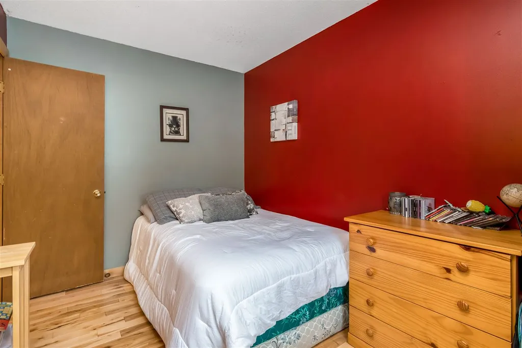 89 Russell Circle Milton VT 05468