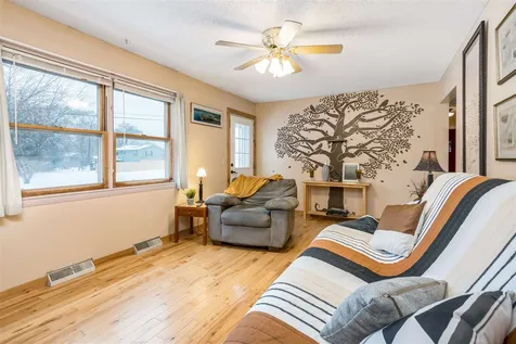 89 Russell Circle Milton VT 05468