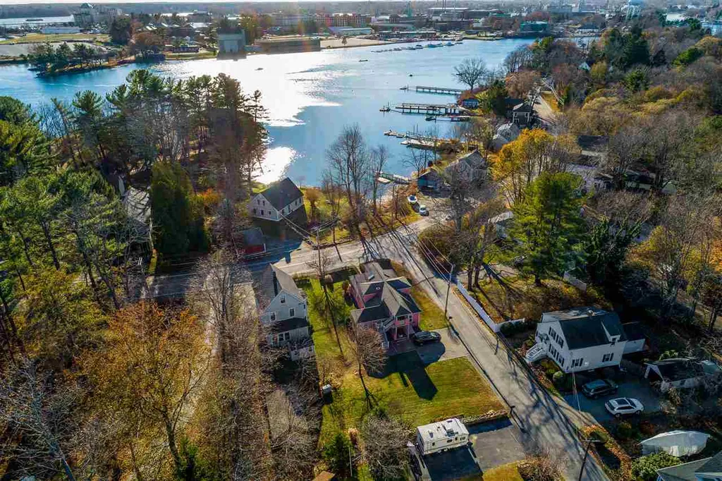 171 Whipple Road Kittery ME 03904-1343