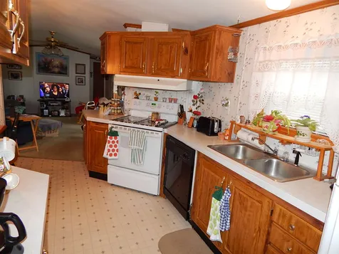 66 Caddy Drive Salem NH 03079