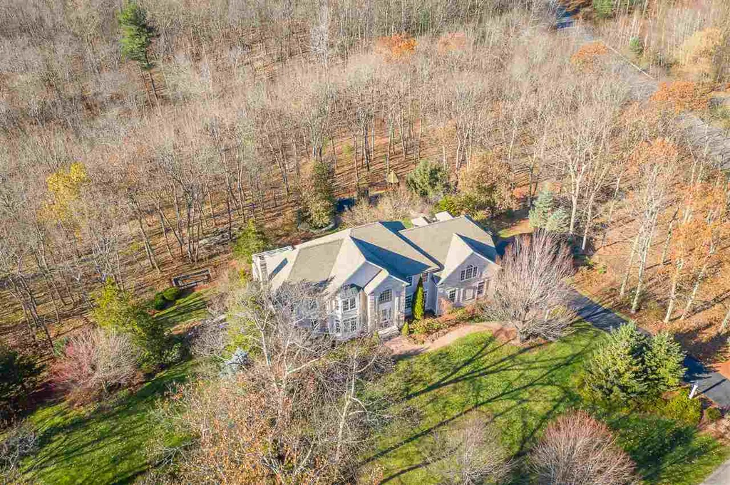 2 Sherwood Road Windham NH 03087