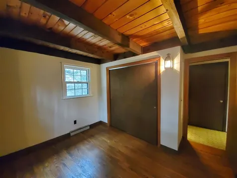 25 Moss Hollow Lane Newfane VT 05345