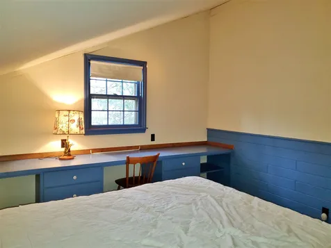 25 Moss Hollow Lane Newfane VT 05345