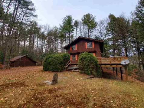 25 Moss Hollow Lane Newfane VT 05345