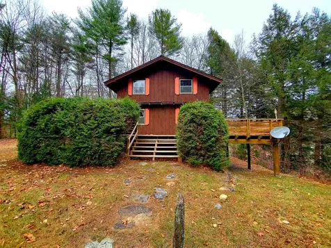 25 Moss Hollow Lane Newfane VT 05345