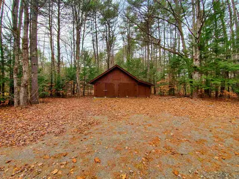 25 Moss Hollow Lane Newfane VT 05345