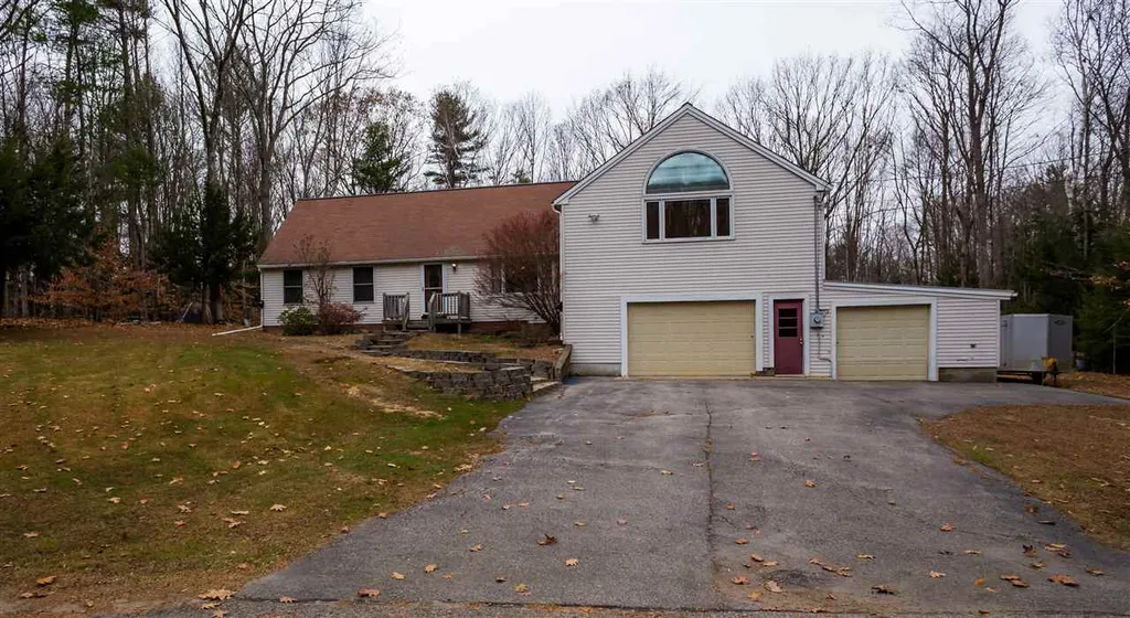 11 Huckins Road Madbury NH 03823