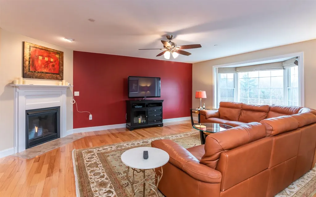 19a Clearview Circle Hudson NH 03051