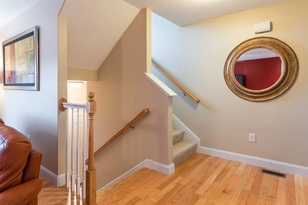 19a Clearview Circle Hudson NH 03051