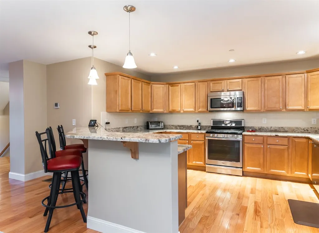 19a Clearview Circle Hudson NH 03051