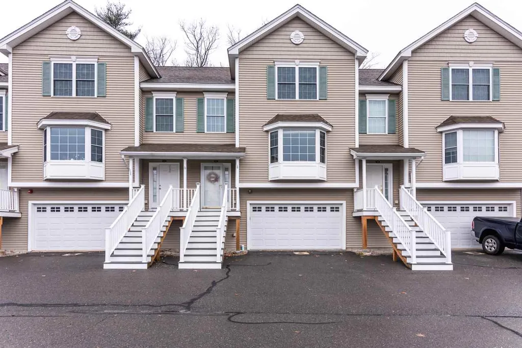 19a Clearview Circle Hudson NH 03051