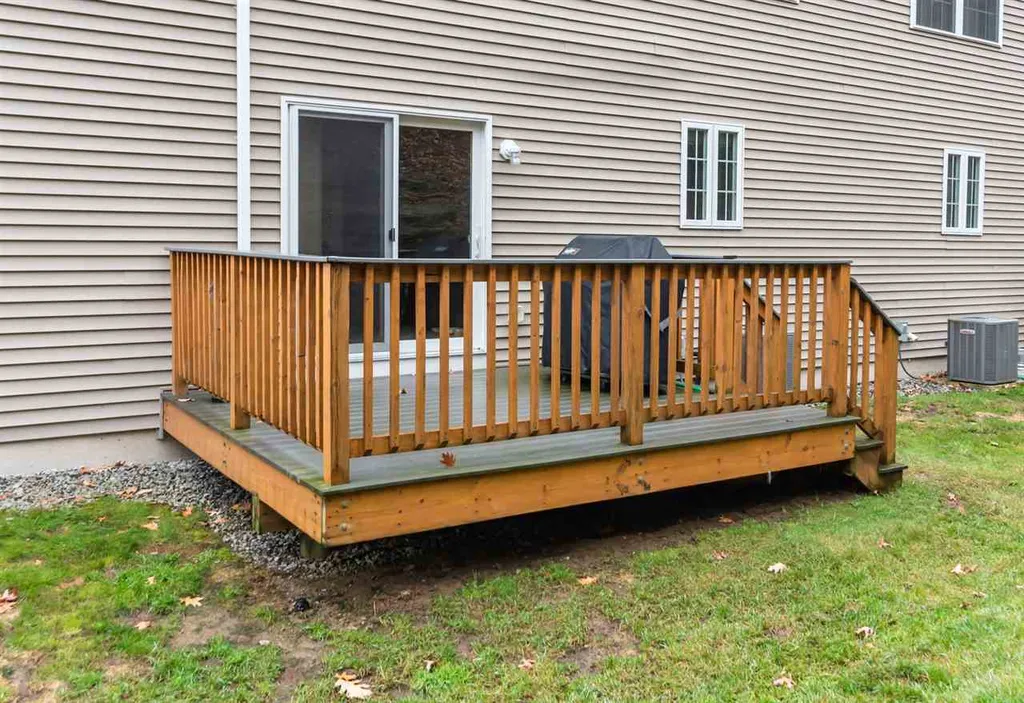 19a Clearview Circle Hudson NH 03051