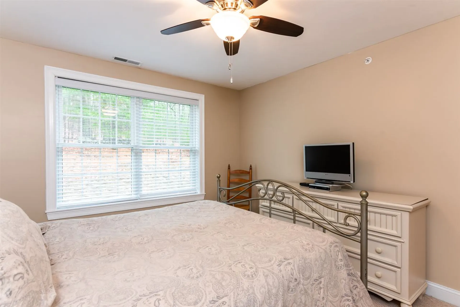 19a Clearview Circle Hudson NH 03051
