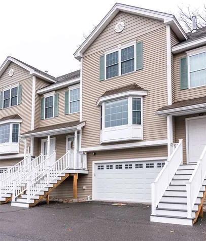 19a Clearview Circle Hudson NH 03051