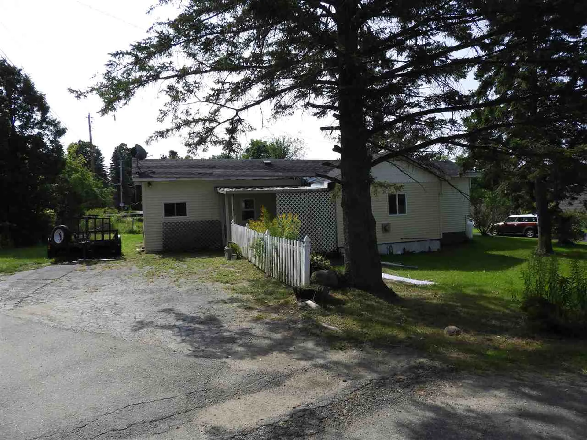 107 School Street Newport Town VT 05857