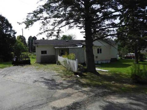 107 School Street Newport Town VT 05857