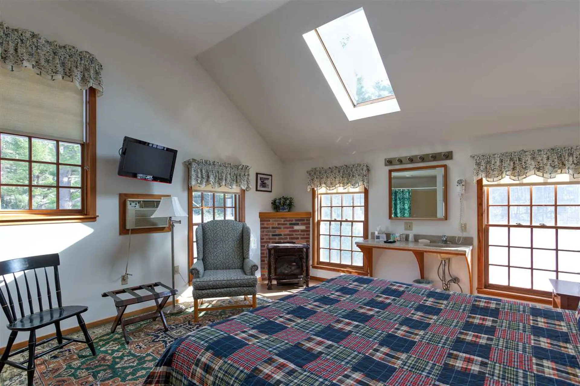 651 River Road Lyme NH 03768