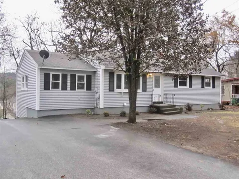 89 Westwood Drive Nashua NH 03062