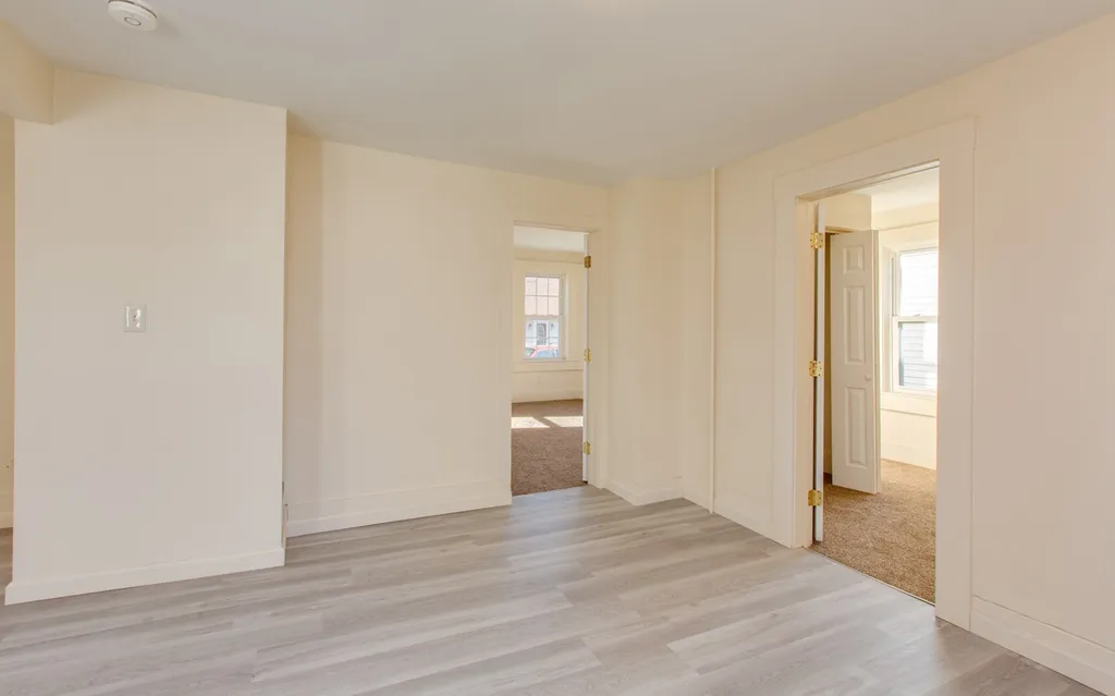7 Cherry Street Nashua NH 03060