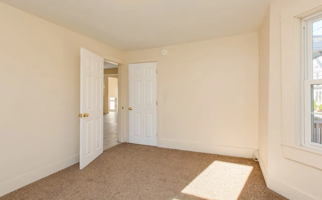 7 Cherry Street Nashua NH 03060