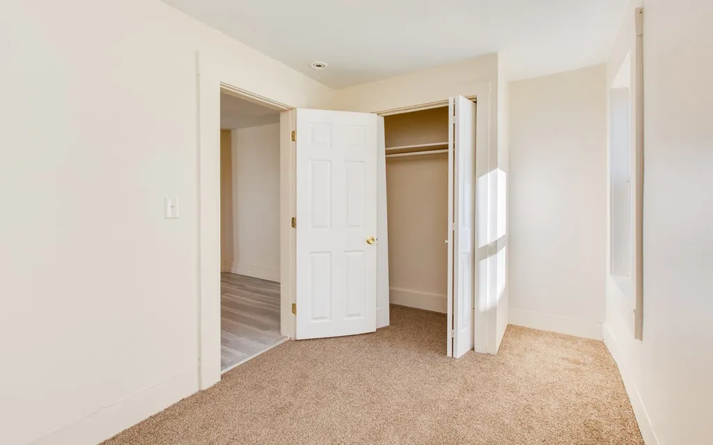 7 Cherry Street Nashua NH 03060