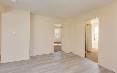7 Cherry Street Nashua NH 03060