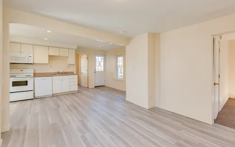 7 Cherry Street Nashua NH 03060