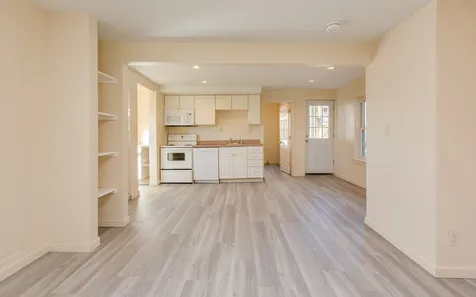 7 Cherry Street Nashua NH 03060