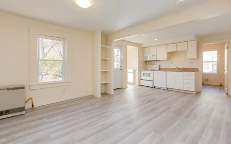 7 Cherry Street Nashua NH 03060