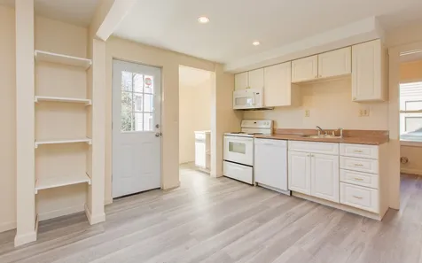 7 Cherry Street Nashua NH 03060