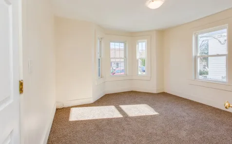 7 Cherry Street Nashua NH 03060