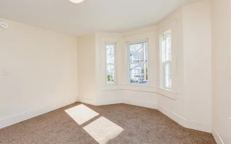 7 Cherry Street Nashua NH 03060