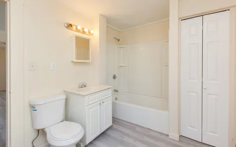7 Cherry Street Nashua NH 03060