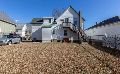 7 Cherry Street Nashua NH 03060