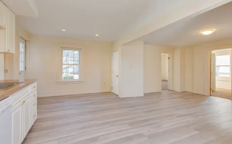 7 Cherry Street Nashua NH 03060