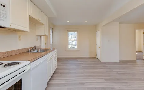 7 Cherry Street Nashua NH 03060