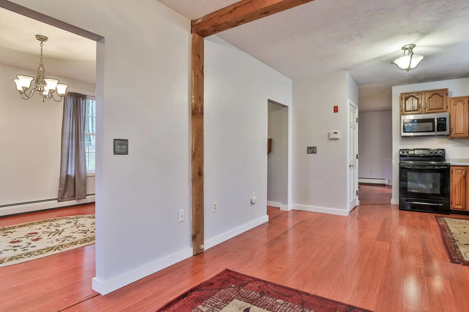 9 Park Place Raymond NH 03077