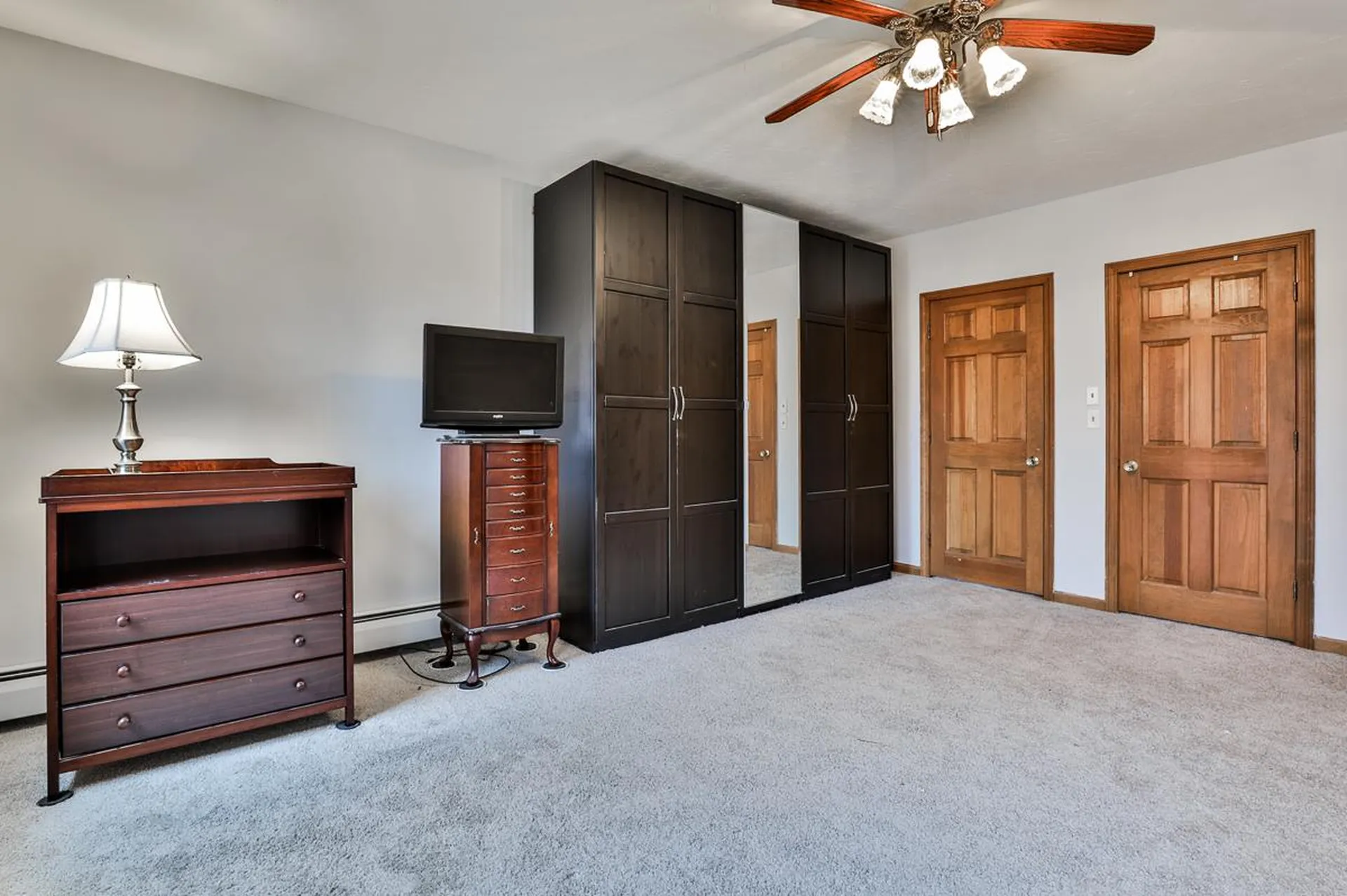 9 Park Place Raymond NH 03077