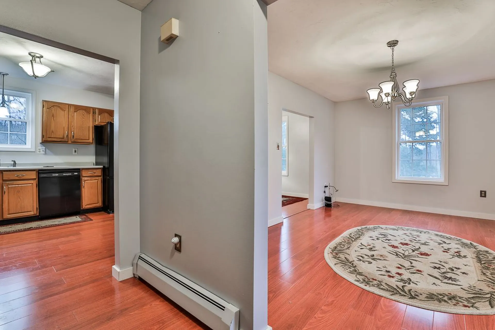9 Park Place Raymond NH 03077