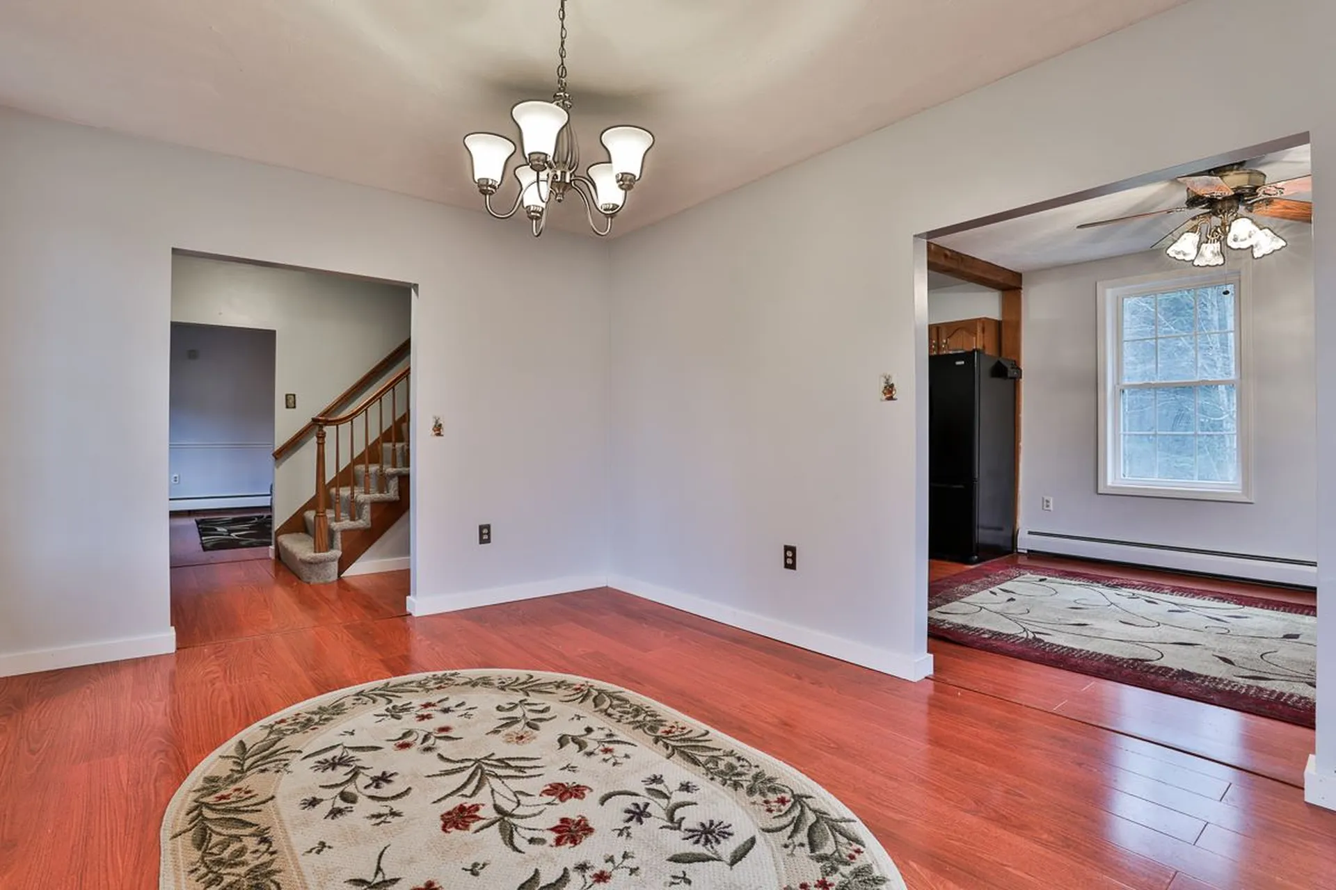 9 Park Place Raymond NH 03077