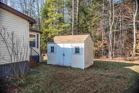 8 Brownstone Lane Rochester NH 03867