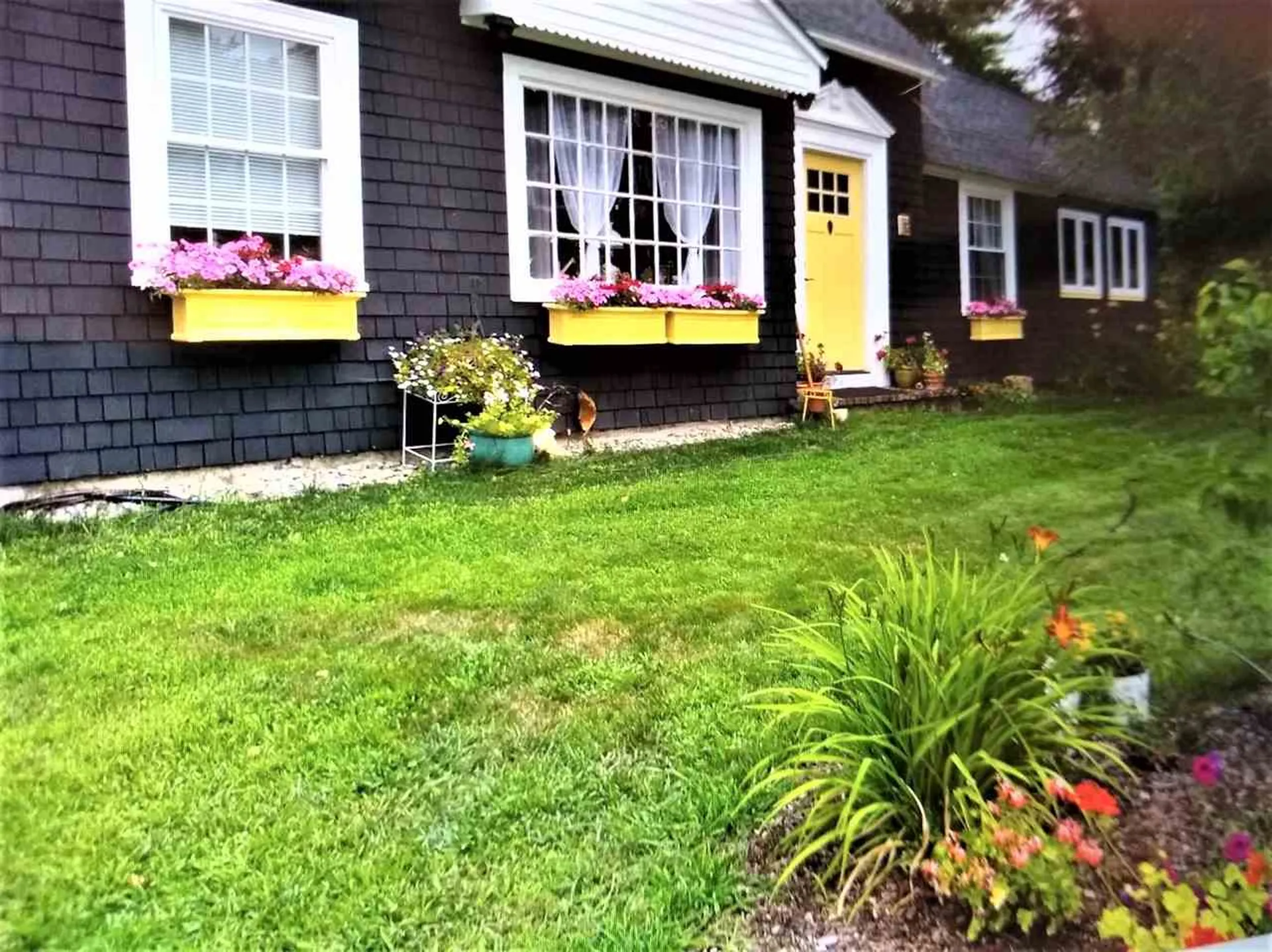 82 Village Road Wilmot NH 03287