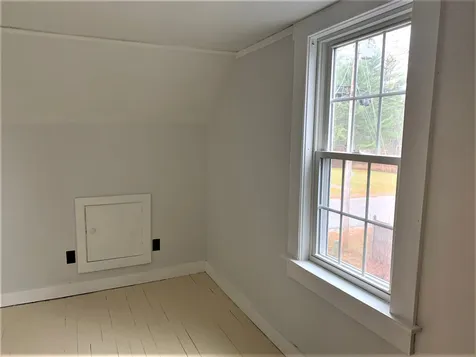 82 Village Road Wilmot NH 03287