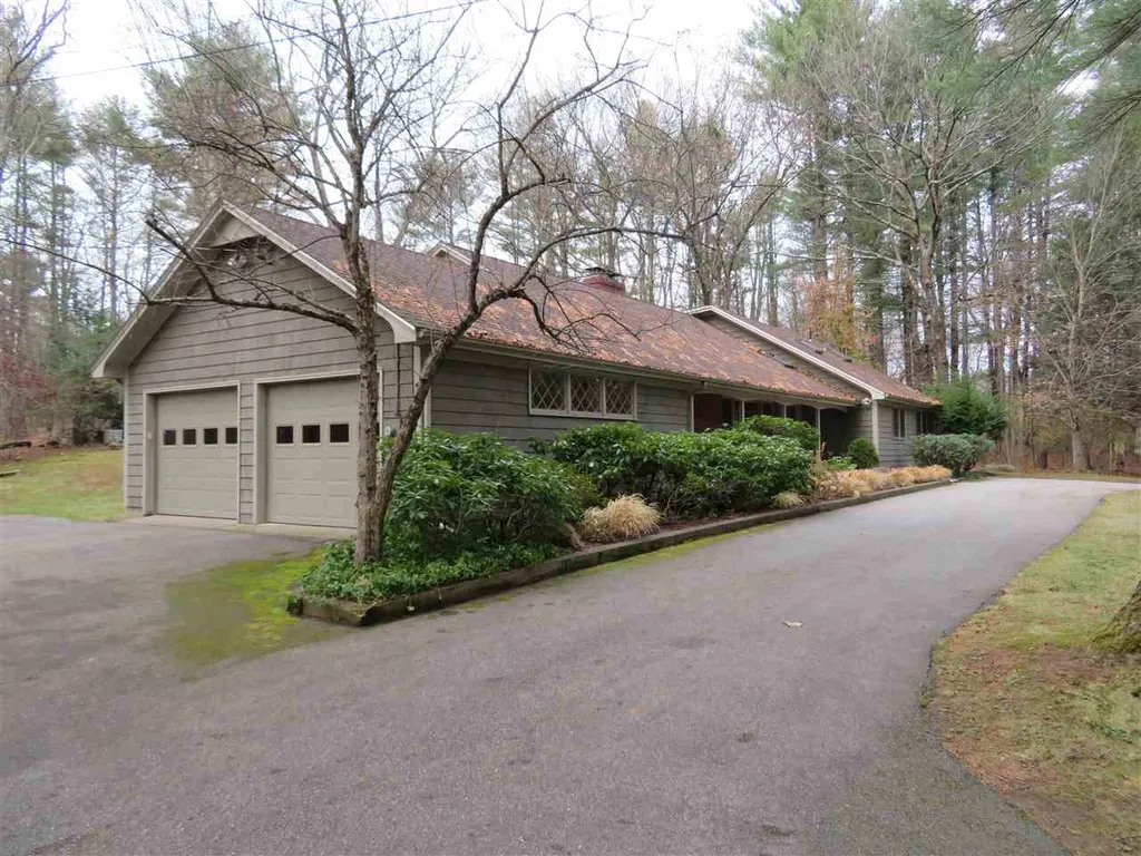 3 Runawit Road Exeter NH 03833